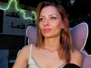 Karo131324  live sex cam