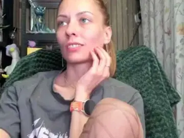 Karo131324  live sex cam