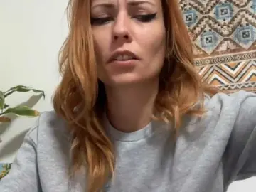 Karo131324  live sex cam