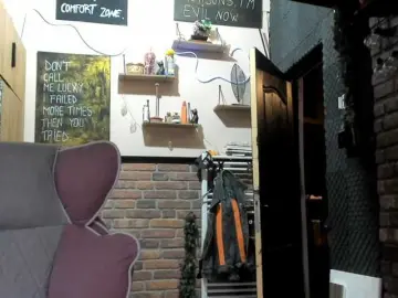 Karo131324  live sex cam