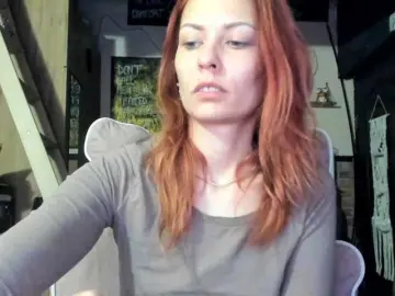 Karo131324  live sex cam