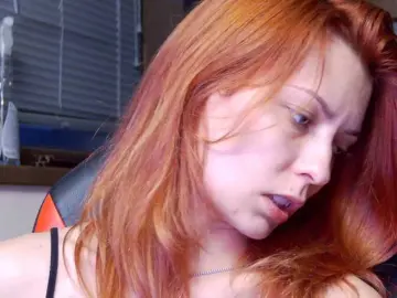 Karo131324  live sex cam