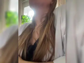 -Jolly-  live sex cam