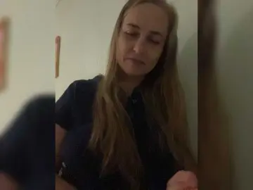 -Jolly-  live sex cam