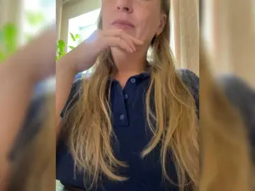 -Jolly-  live sex cam