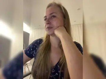 -Jolly-  live sex cam