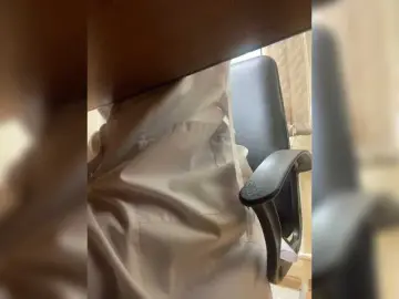 -Jolly-  live sex cam