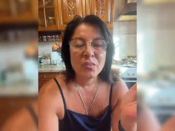Fiona7  live sex cam