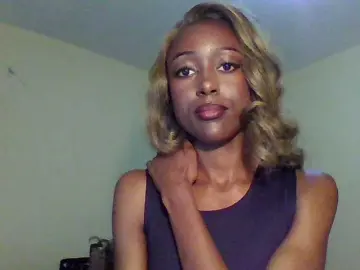 Hunnybee  live sex cam