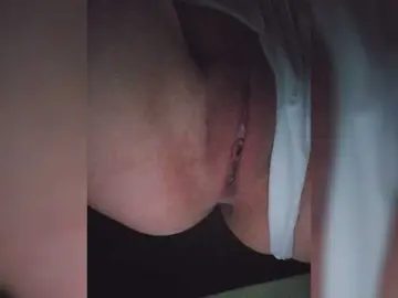 Juma123  live sex cam