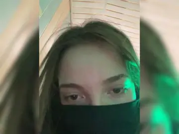 KarYY1  live sex cam