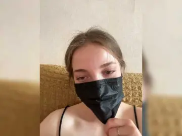 KarYY1  live sex cam