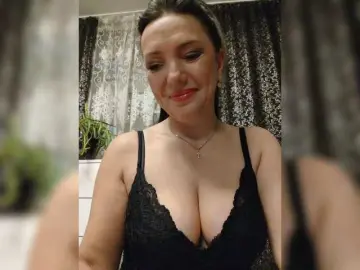 Lalili  live sex cam