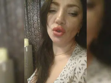 Lalili  live sex cam