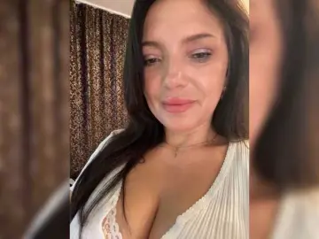 Lalili  live sex cam