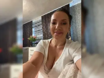 Lalili  live sex cam