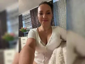 Lalili  live sex cam