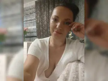 Lalili  live sex cam