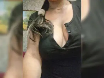 Lalili  live sex cam
