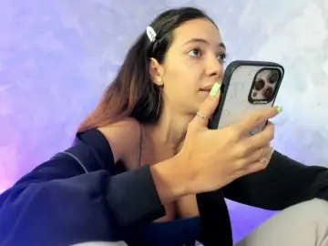 Laylakristal  live sex cam
