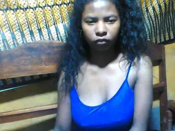 Luciafunnie  live sex cam