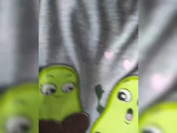 SpicyPeach  live sex cam