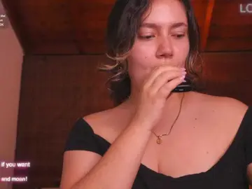 XHelenax  live sex cam