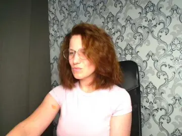 BellaKisss1  live sex cam
