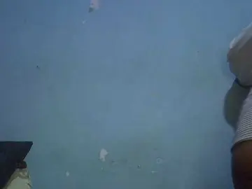 FreakyTrixie  live sex cam