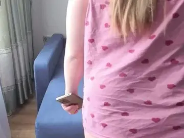 Milaa1998  live sex cam