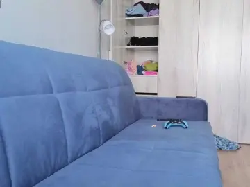 Milaa1998  live sex cam