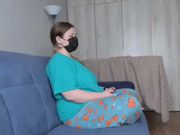 Milaa1998  live sex cam