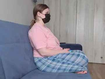 Milaa1998  live sex cam
