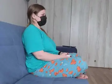 Milaa1998  live sex cam