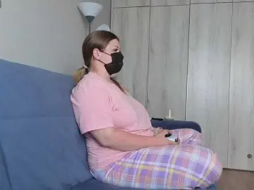 Milaa1998  live sex cam