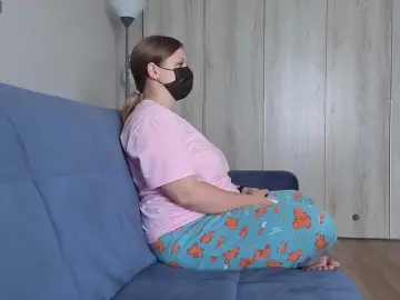 Milaa1998  live sex cam