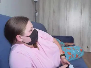 Milaa1998  live sex cam
