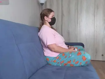 Milaa1998  live sex cam