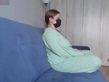Milaa1998  live sex cam