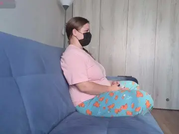 Milaa1998  live sex cam