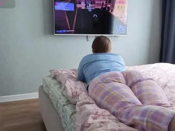 Milaa1998  live sex cam