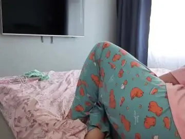 Milaa1998  live sex cam