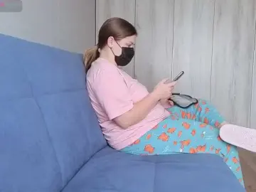Milaa1998  live sex cam
