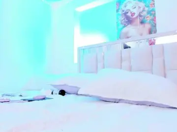 Saamii-robertss01  live sex cam
