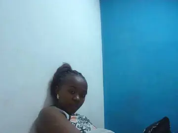 Tinah2  live sex cam