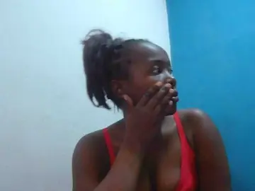 Tinah2  live sex cam