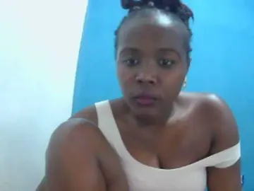 Tinah2  live sex cam
