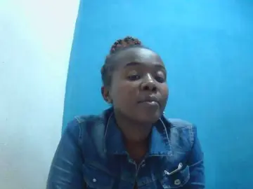 Tinah2  live sex cam