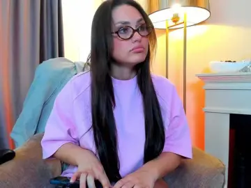 AvalonWest  live sex cam