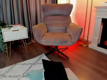 AvalonWest  live sex cam
